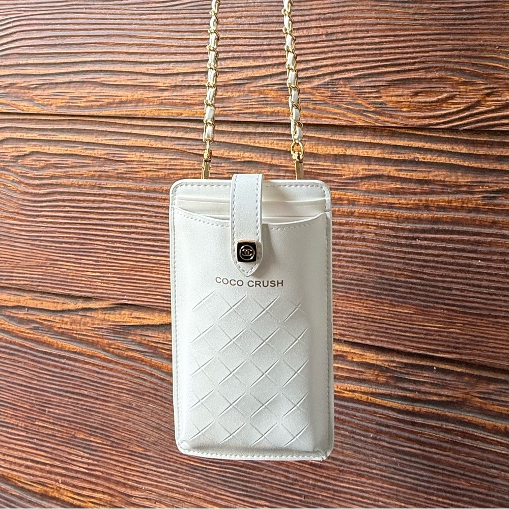 SOLD Chanel Crossbody Phone/Card Holder “Coco Crush”